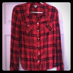 Guess red and black plaid top